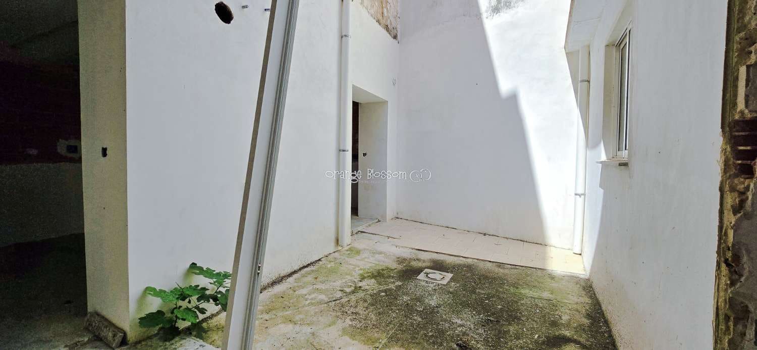 6 soveværelse Byhus til salg i Villalonga - € 99.950 (Ref: 8419251)