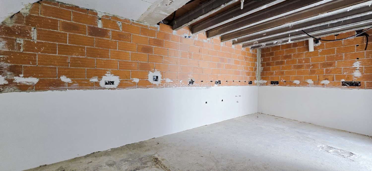 6 soveværelse Byhus til salg i Villalonga - € 99.950 (Ref: 8419251)