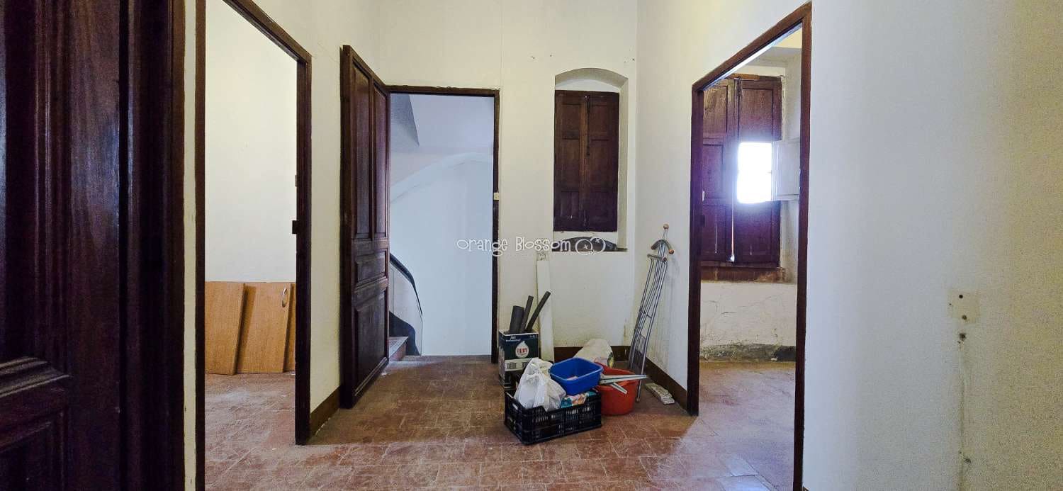 6 soveværelse Byhus til salg i Villalonga - € 99.950 (Ref: 8419251)