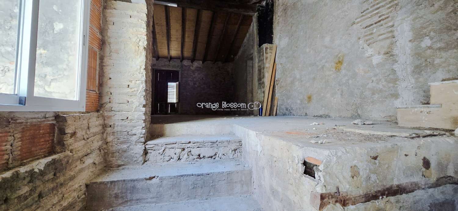 6 soveværelse Byhus til salg i Villalonga - € 99.950 (Ref: 8419251)