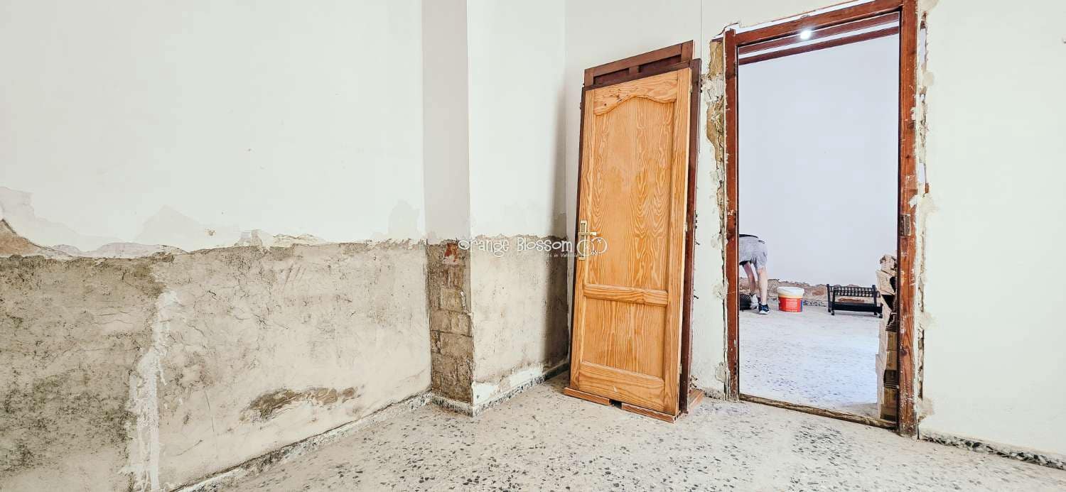 6 soveværelse Byhus til salg i Villalonga - € 99.950 (Ref: 8419251)