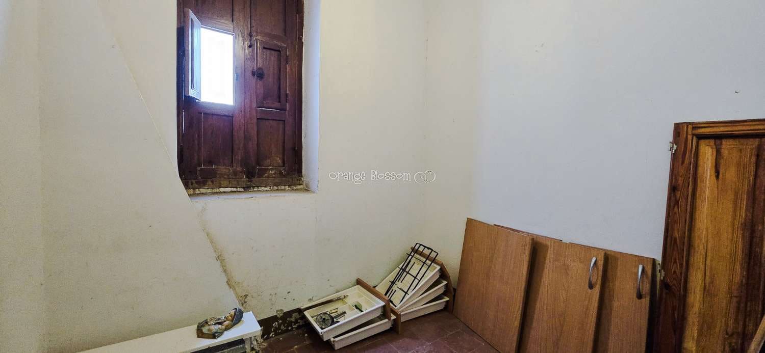 6 soveværelse Byhus til salg i Villalonga - € 99.950 (Ref: 8419251)