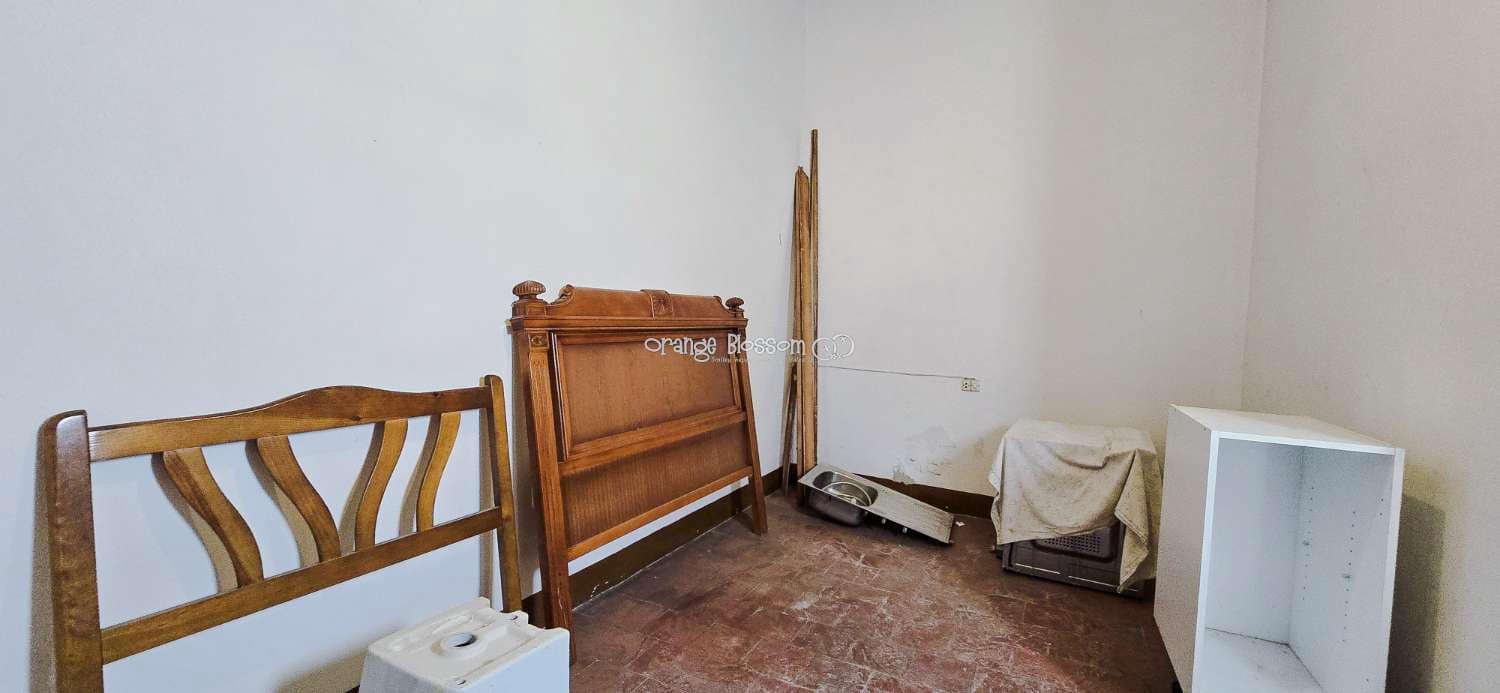 6 soveværelse Byhus til salg i Villalonga - € 99.950 (Ref: 8419251)