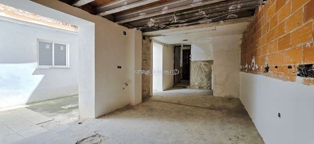 6 bedroom Townhouse for sale in Villalonga - € 99,950 (Ref: 8419251)