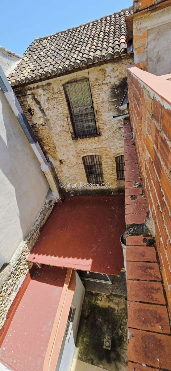 6 soveværelse Byhus til salg i Villalonga - € 99.950 (Ref: 8419251)