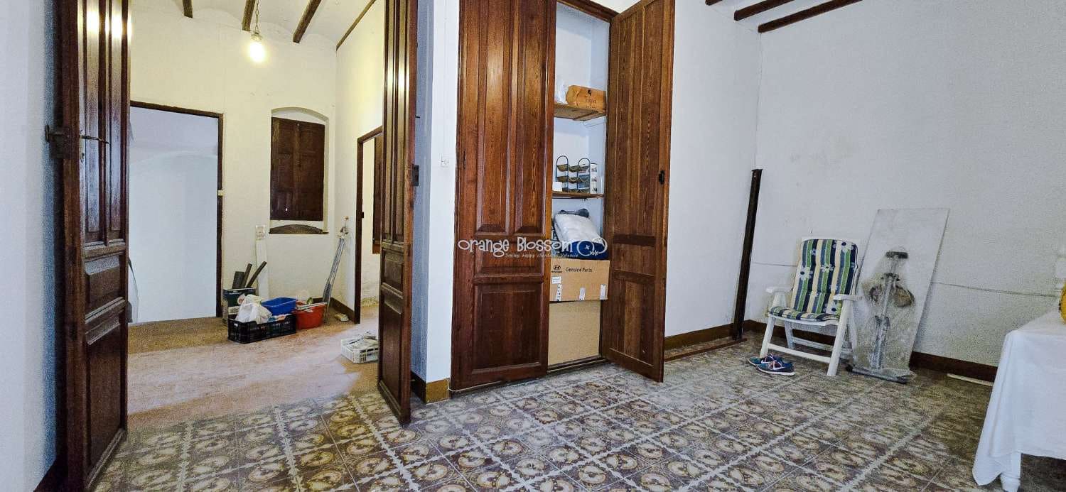 6 soveværelse Byhus til salg i Villalonga - € 99.950 (Ref: 8419251)