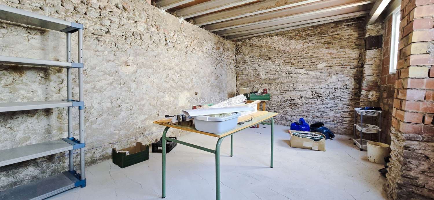 6 soveværelse Byhus til salg i Villalonga - € 99.950 (Ref: 8419251)