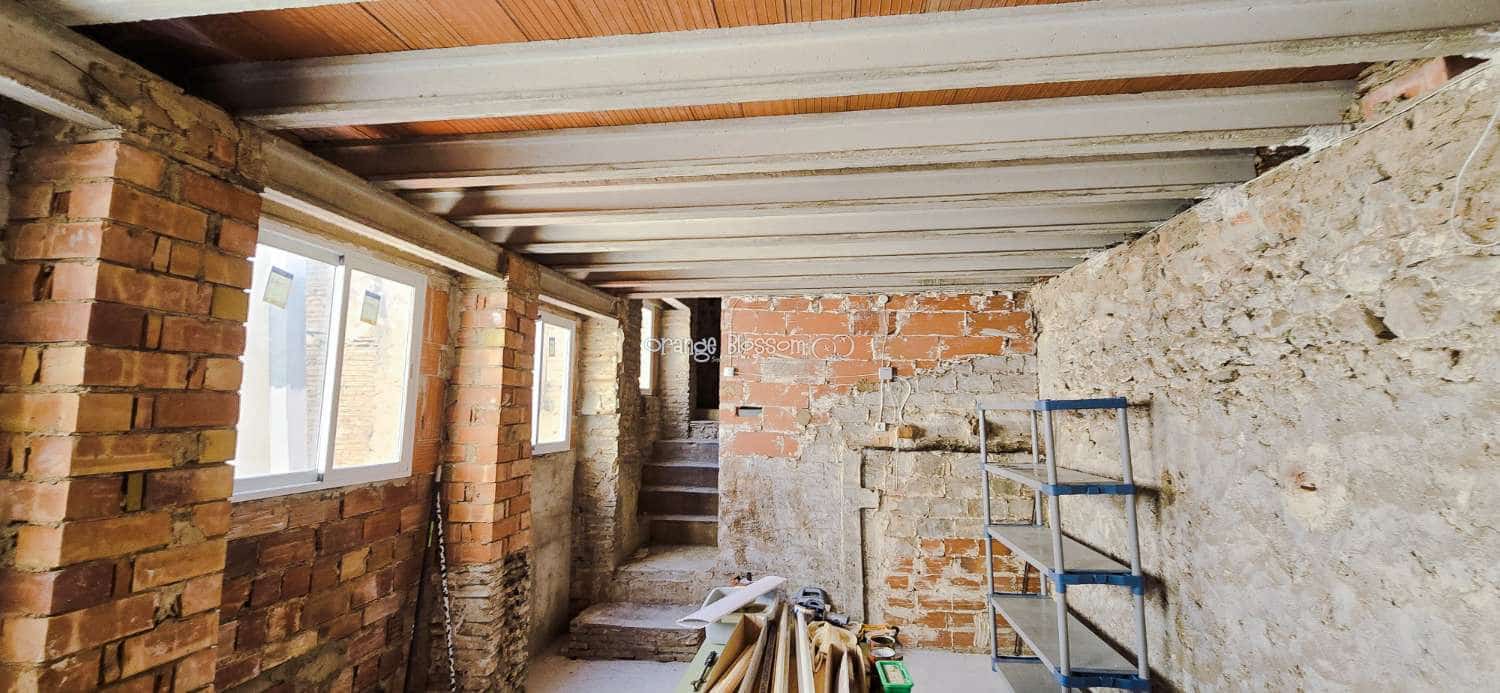 6 soveværelse Byhus til salg i Villalonga - € 99.950 (Ref: 8419251)