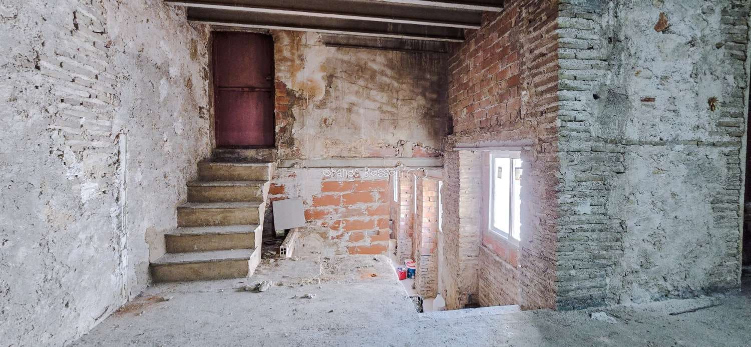 6 soveværelse Byhus til salg i Villalonga - € 99.950 (Ref: 8419251)