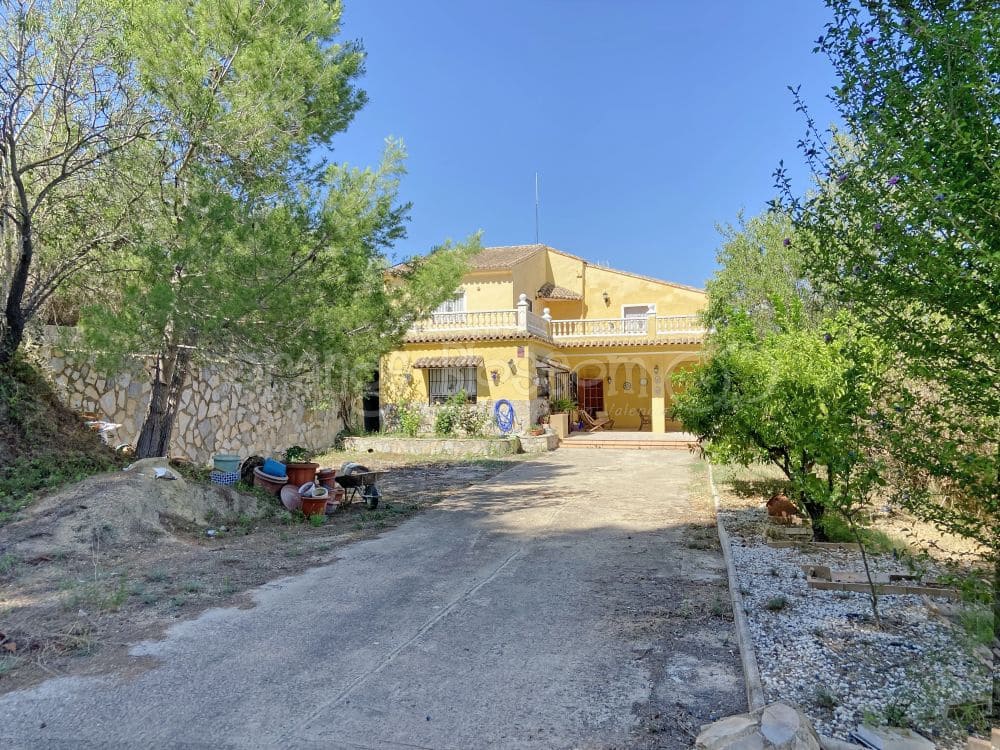 7 soveværelse Villa til salg i Benisoda - € 184.950 (Ref: 8477668)