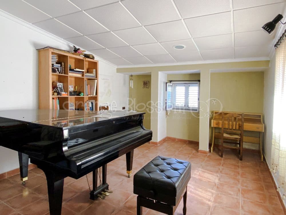 7 soveværelse Villa til salg i Benisoda - € 184.950 (Ref: 8477668)