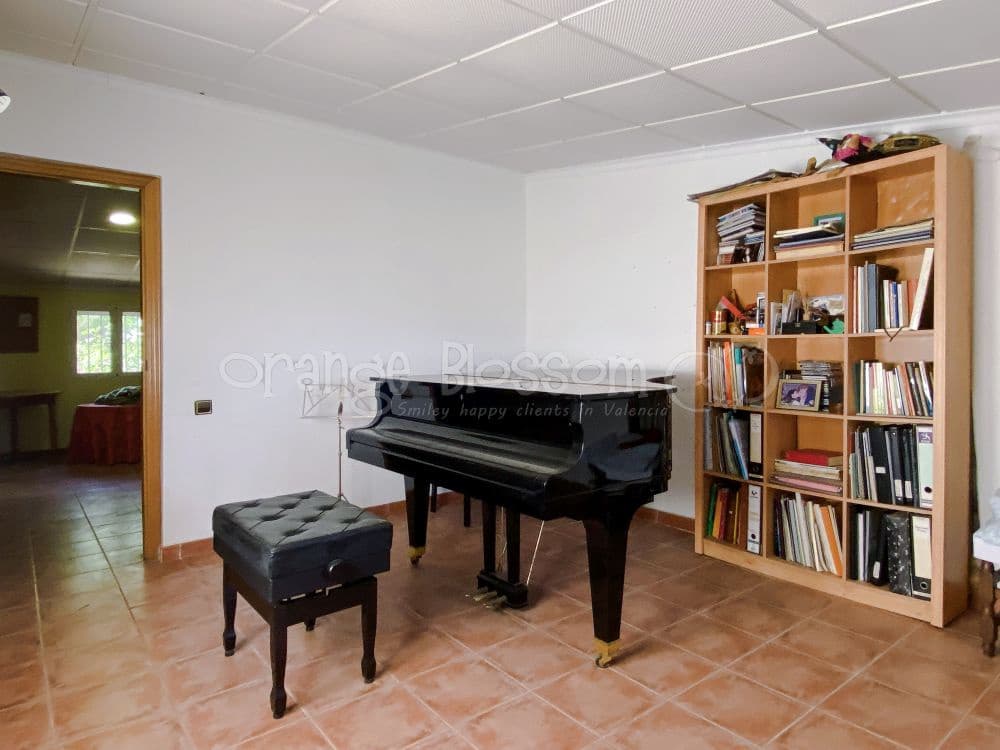 7 soveværelse Villa til salg i Benisoda - € 184.950 (Ref: 8477668)