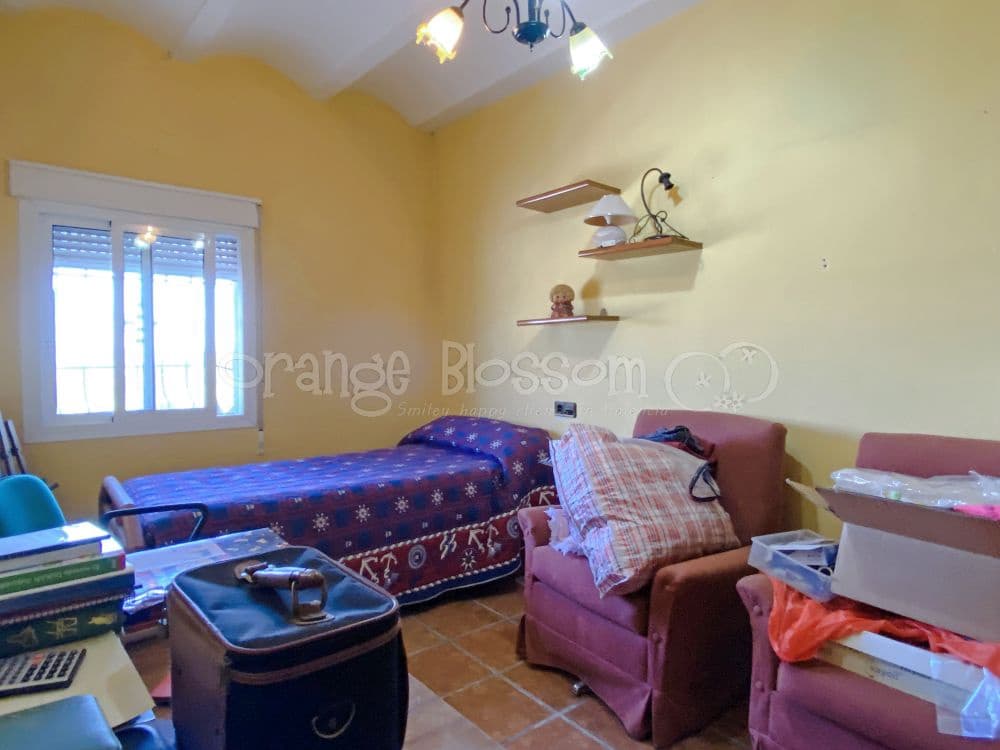 7 soveværelse Villa til salg i Benisoda - € 184.950 (Ref: 8477668)