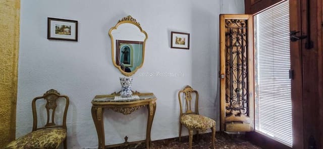 4 bedroom Townhouse for sale in La Pobla del Duc - € 109,950 (Ref: 8605283)