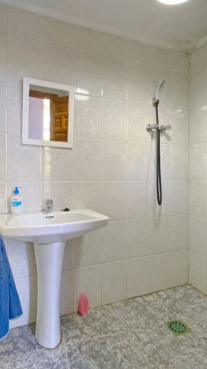 3 soveværelse Villa til salg i Llauri med swimmingpool - € 270.000 (Ref: 8679526)