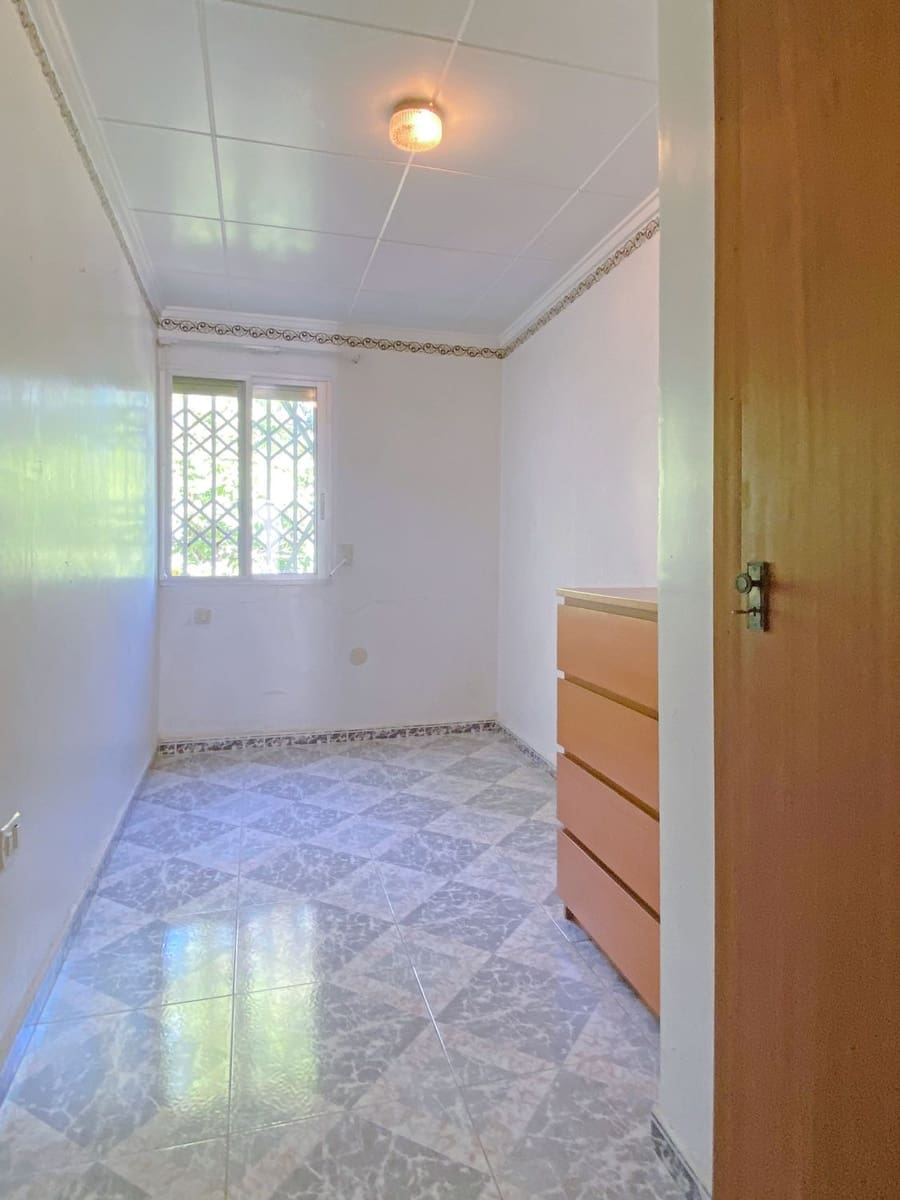 3 soveværelse Villa til salg i Llauri med swimmingpool - € 270.000 (Ref: 8679526)