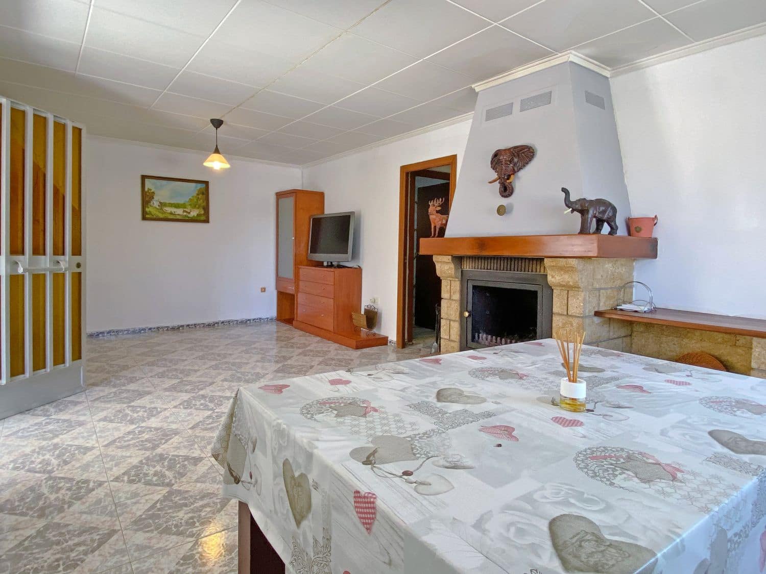 3 soveværelse Villa til salg i Llauri med swimmingpool - € 270.000 (Ref: 8679526)