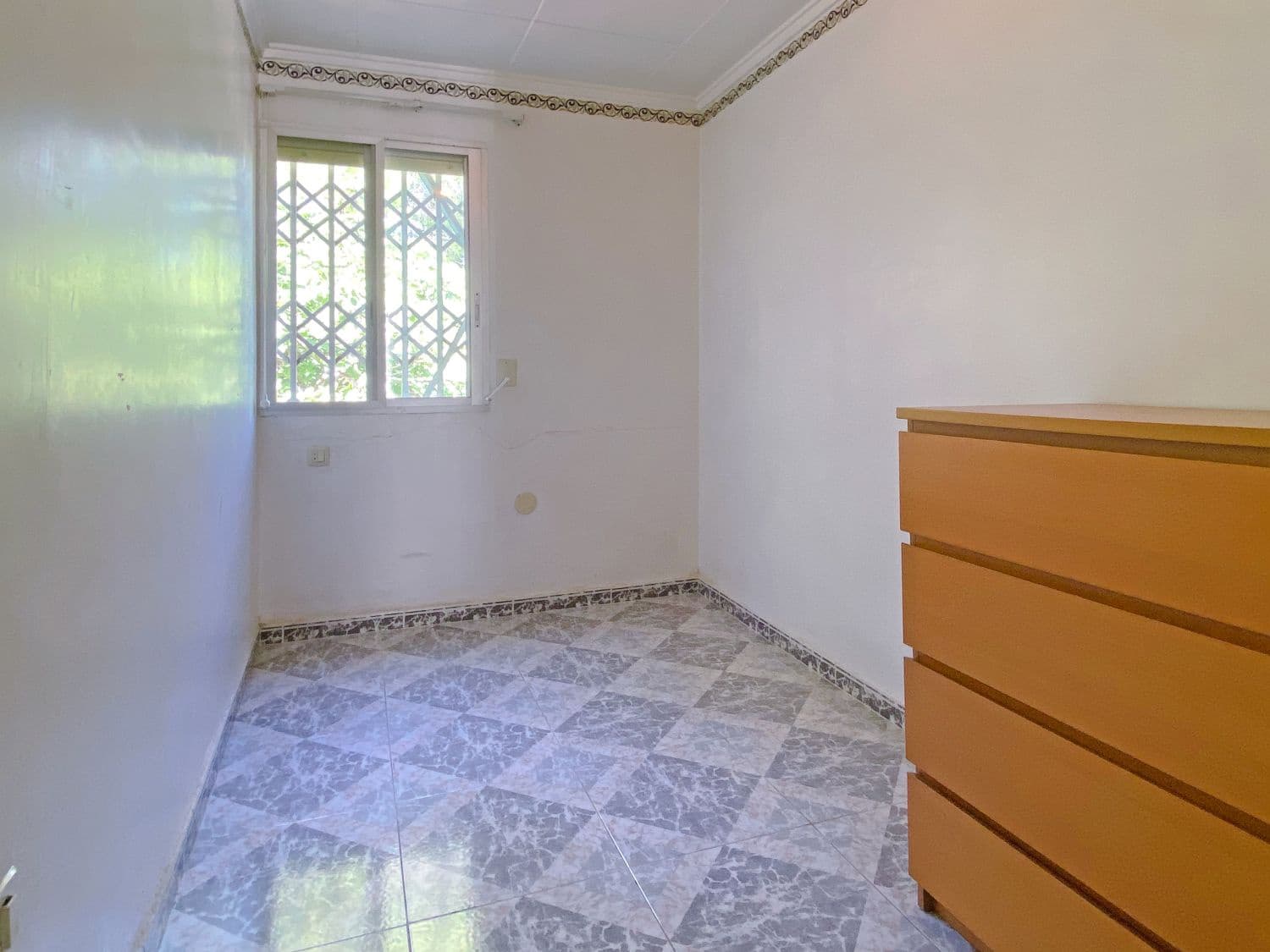 3 soveværelse Villa til salg i Llauri med swimmingpool - € 270.000 (Ref: 8679526)