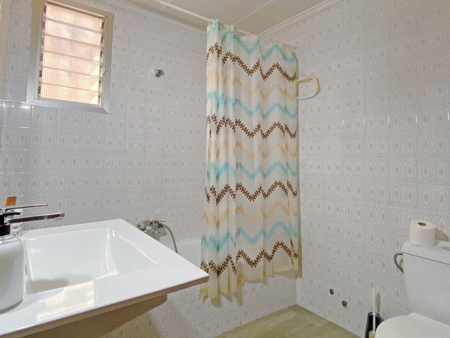 3 soveværelse Villa til salg i Llauri med swimmingpool - € 270.000 (Ref: 8679526)