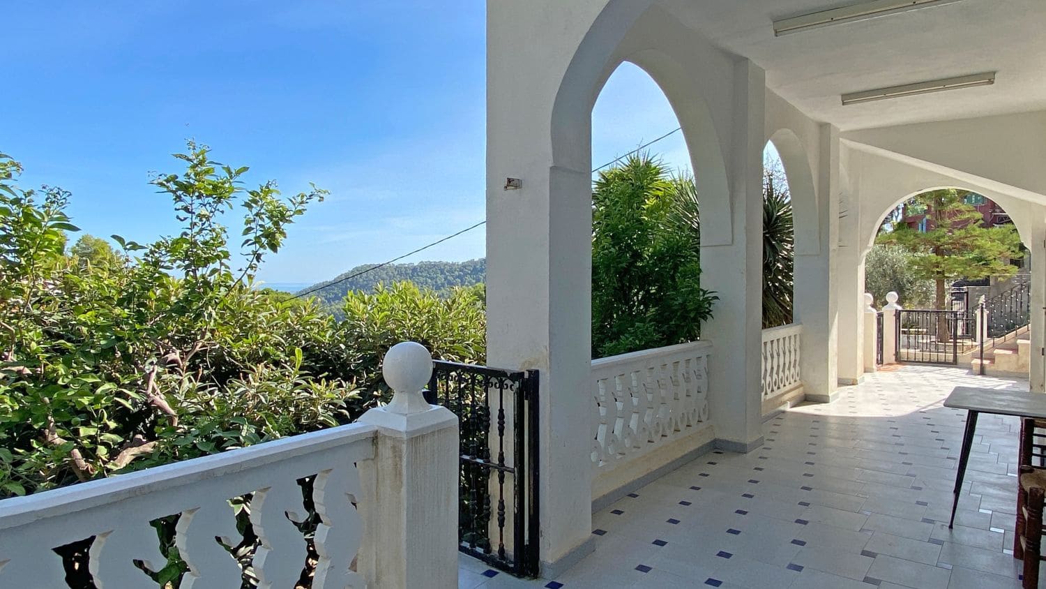 3 soveværelse Villa til salg i Llauri med swimmingpool - € 270.000 (Ref: 8679526)