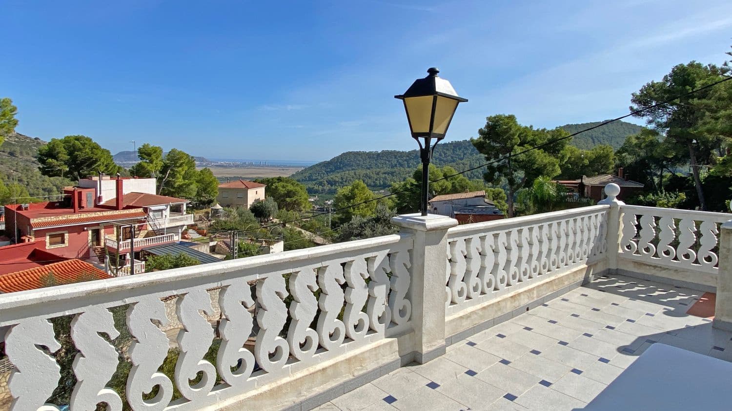 3 soveværelse Villa til salg i Llauri med swimmingpool - € 270.000 (Ref: 8679526)