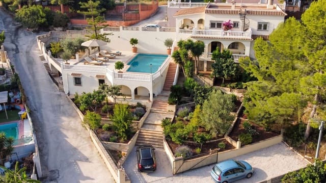 3 bedroom Villa for sale in Llaurí with pool - € 249,950 (Ref: 8679526)