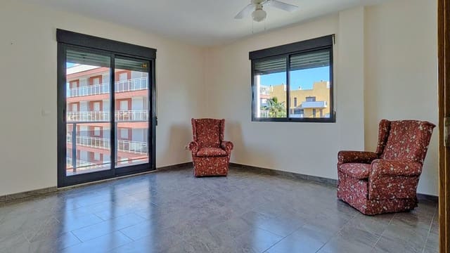 2 bedroom Beach Apartment for sale in Bellreguard with pool garage - € 174,950 (Ref: 8812125)