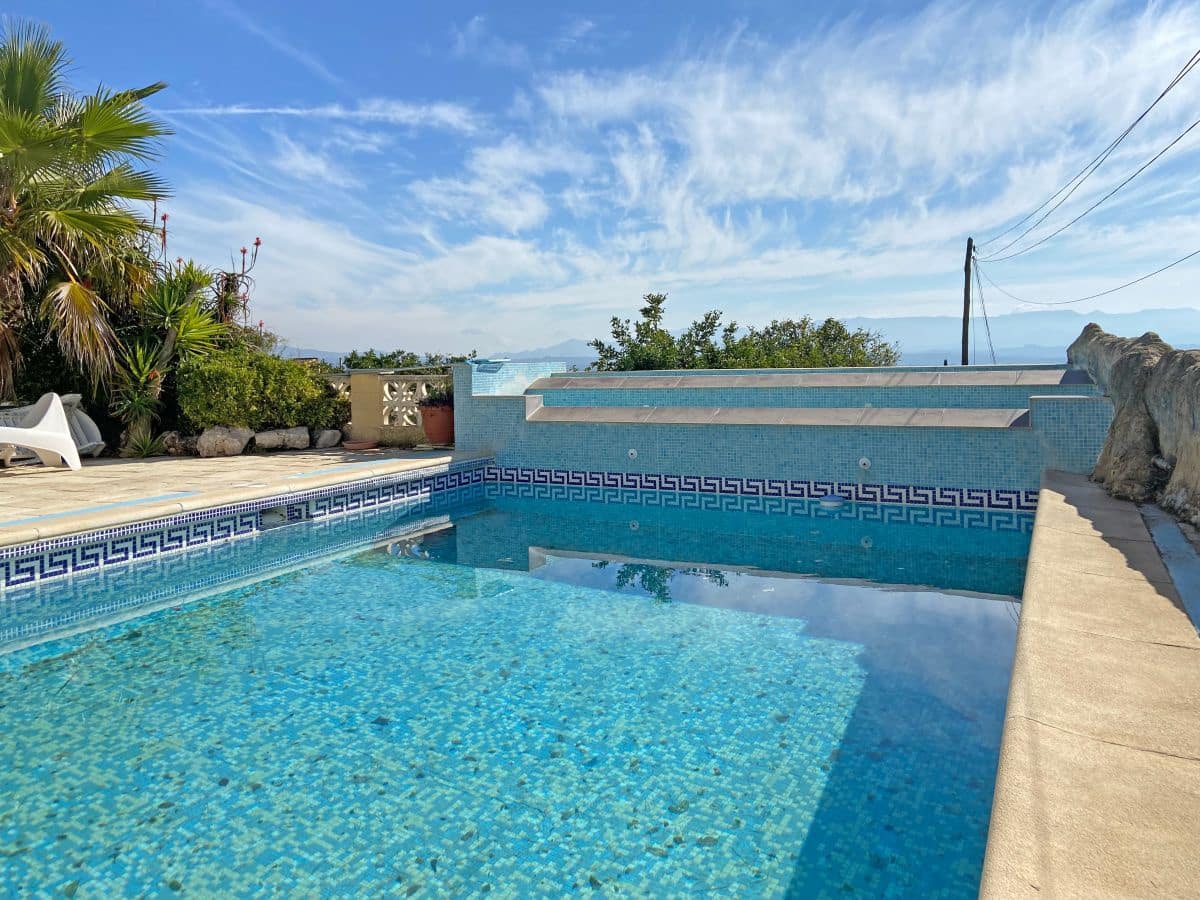 9 soveværelse Villa til salg i Beniganim med swimmingpool - € 899.000 (Ref: 8840628)