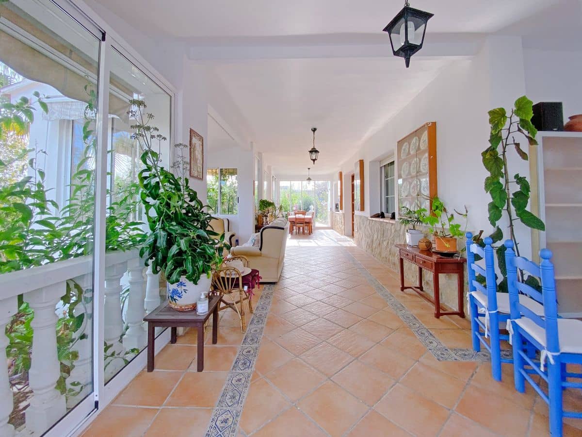 9 soveværelse Villa til salg i Beniganim med swimmingpool - € 899.000 (Ref: 8840628)