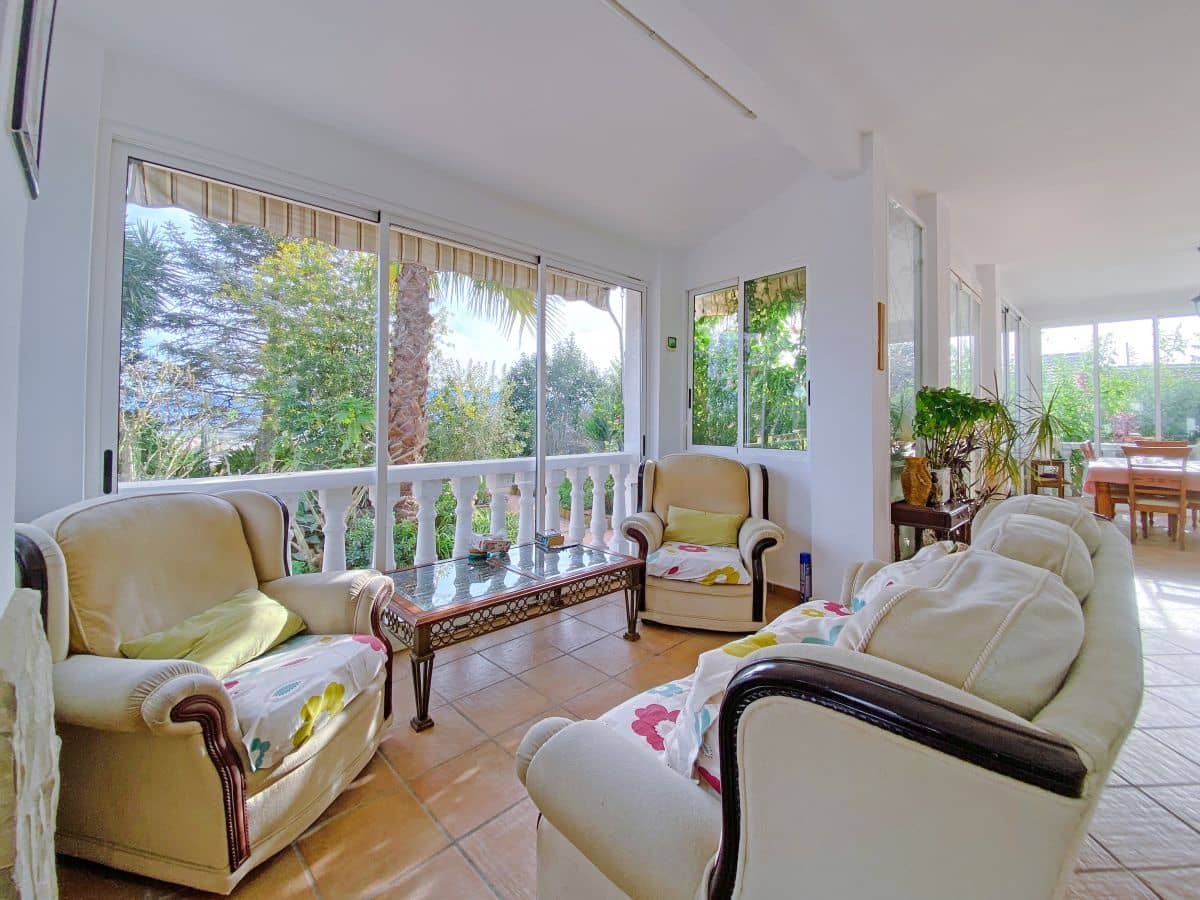 9 soveværelse Villa til salg i Beniganim med swimmingpool - € 899.000 (Ref: 8840628)