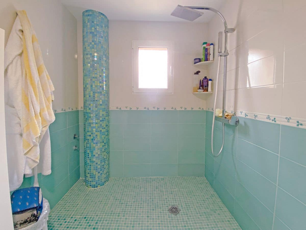 9 soveværelse Villa til salg i Beniganim med swimmingpool - € 899.000 (Ref: 8840628)