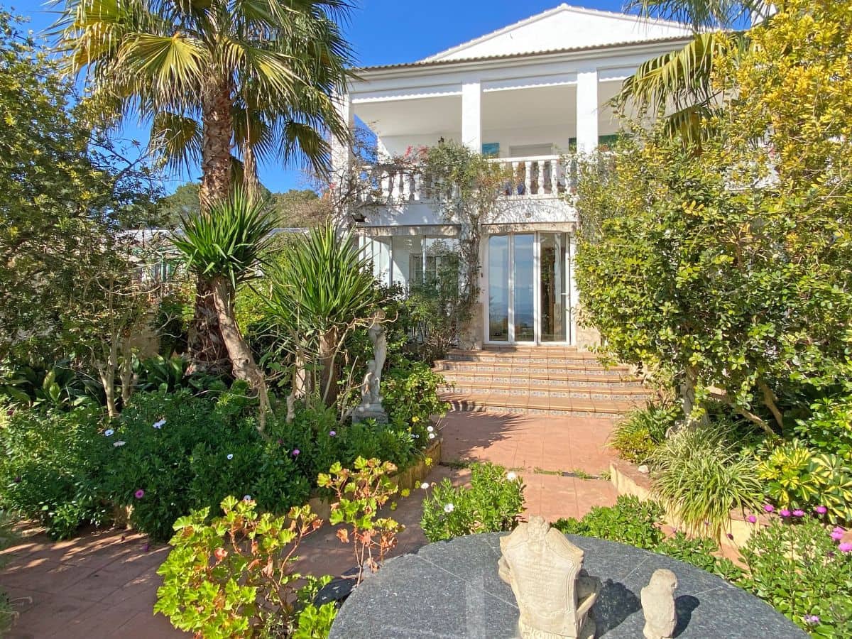 9 soveværelse Villa til salg i Beniganim med swimmingpool - € 899.000 (Ref: 8840628)