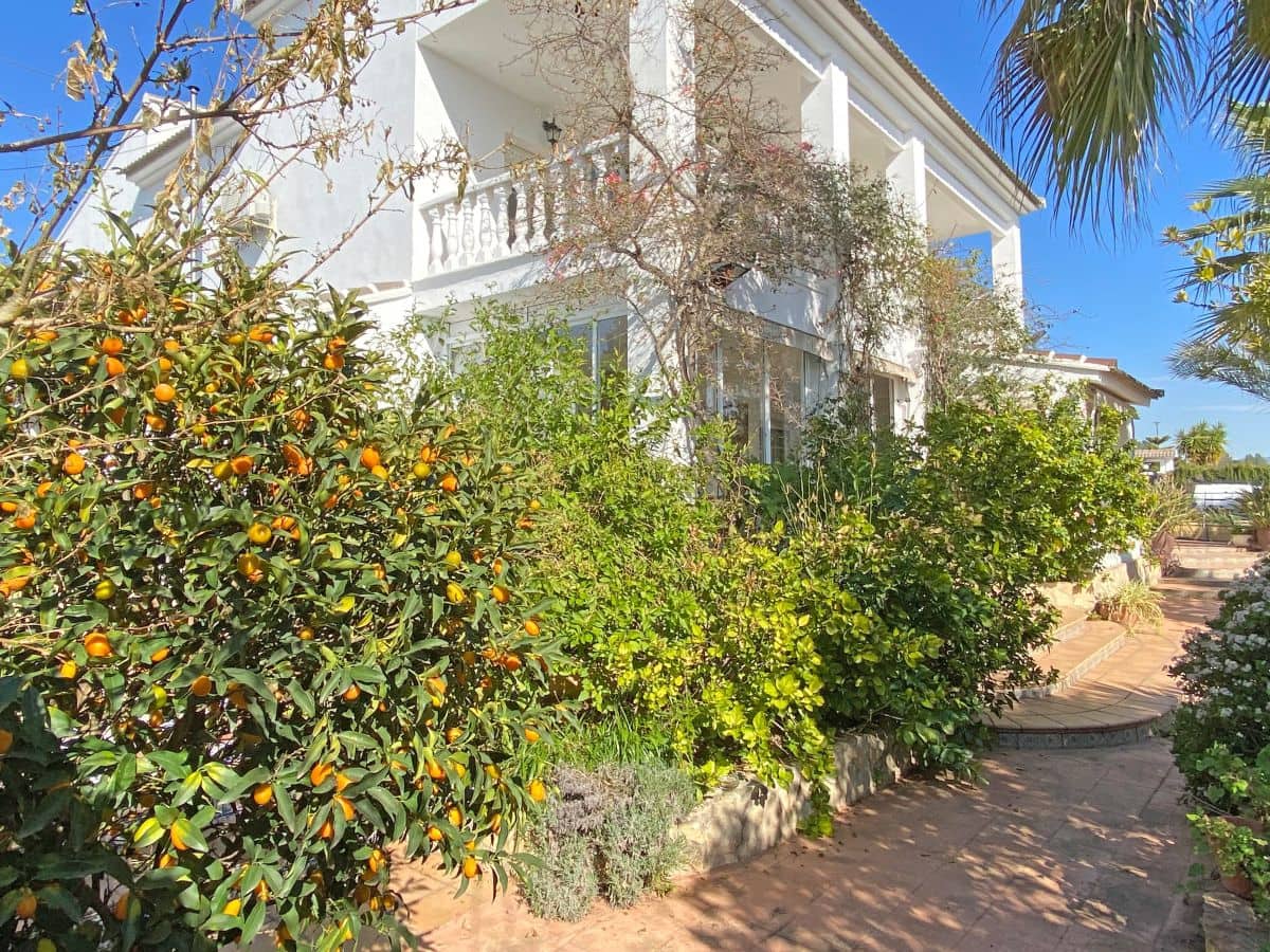 9 soveværelse Villa til salg i Beniganim med swimmingpool - € 899.000 (Ref: 8840628)