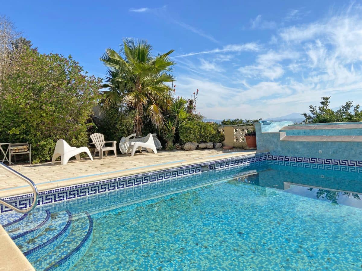 9 soveværelse Villa til salg i Beniganim med swimmingpool - € 899.000 (Ref: 8840628)