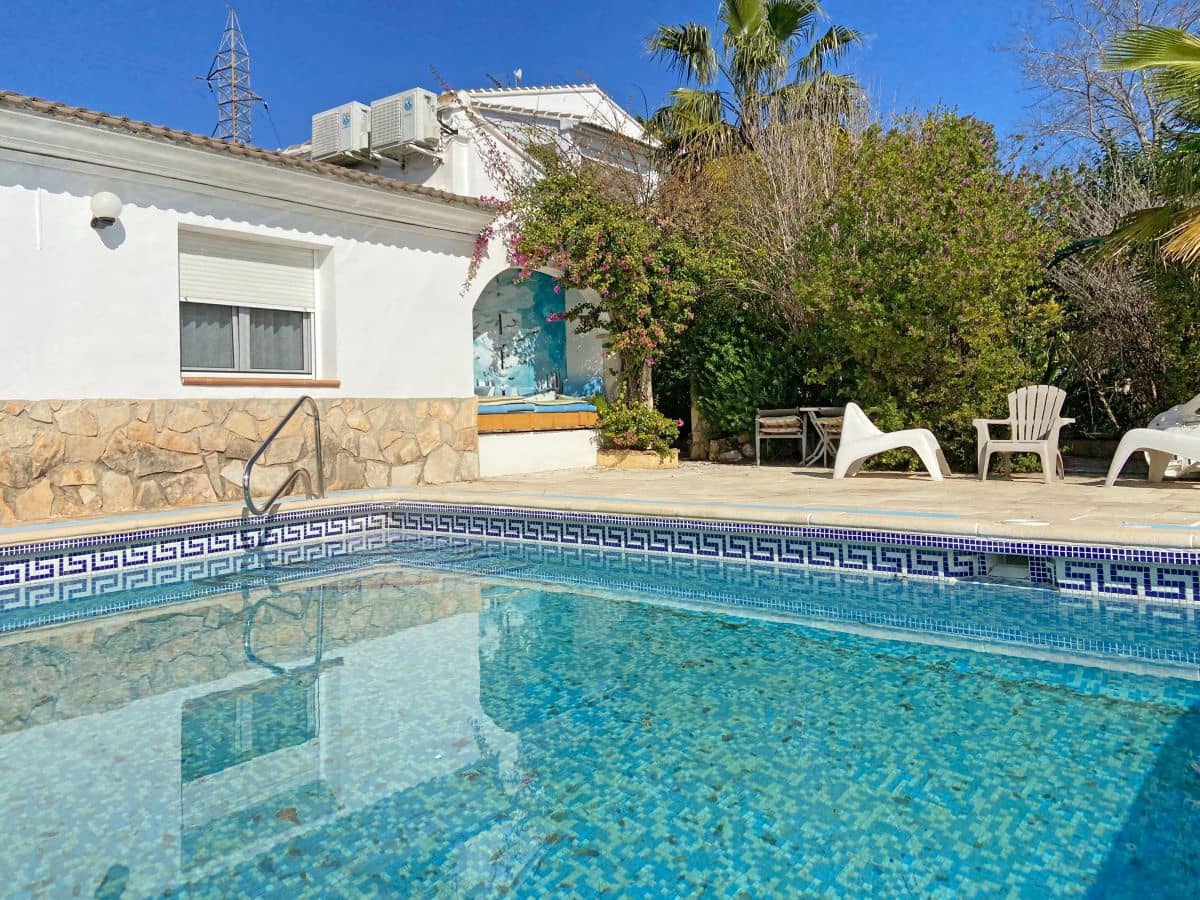 9 soveværelse Villa til salg i Beniganim med swimmingpool - € 899.000 (Ref: 8840628)