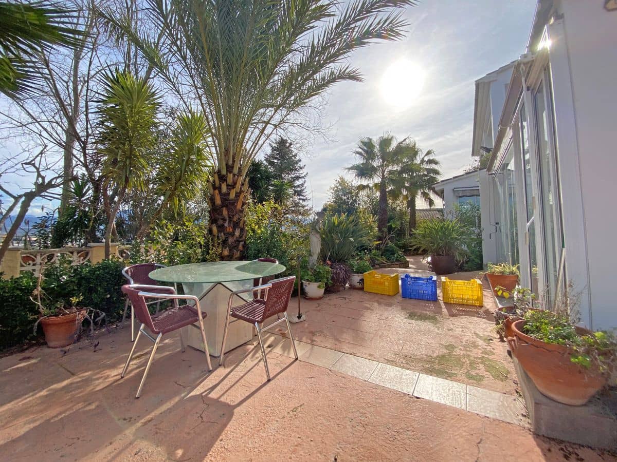 9 soveværelse Villa til salg i Beniganim med swimmingpool - € 899.000 (Ref: 8840628)