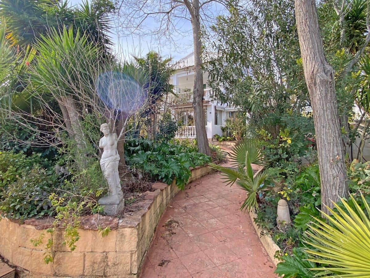 9 soveværelse Villa til salg i Beniganim med swimmingpool - € 899.000 (Ref: 8840628)