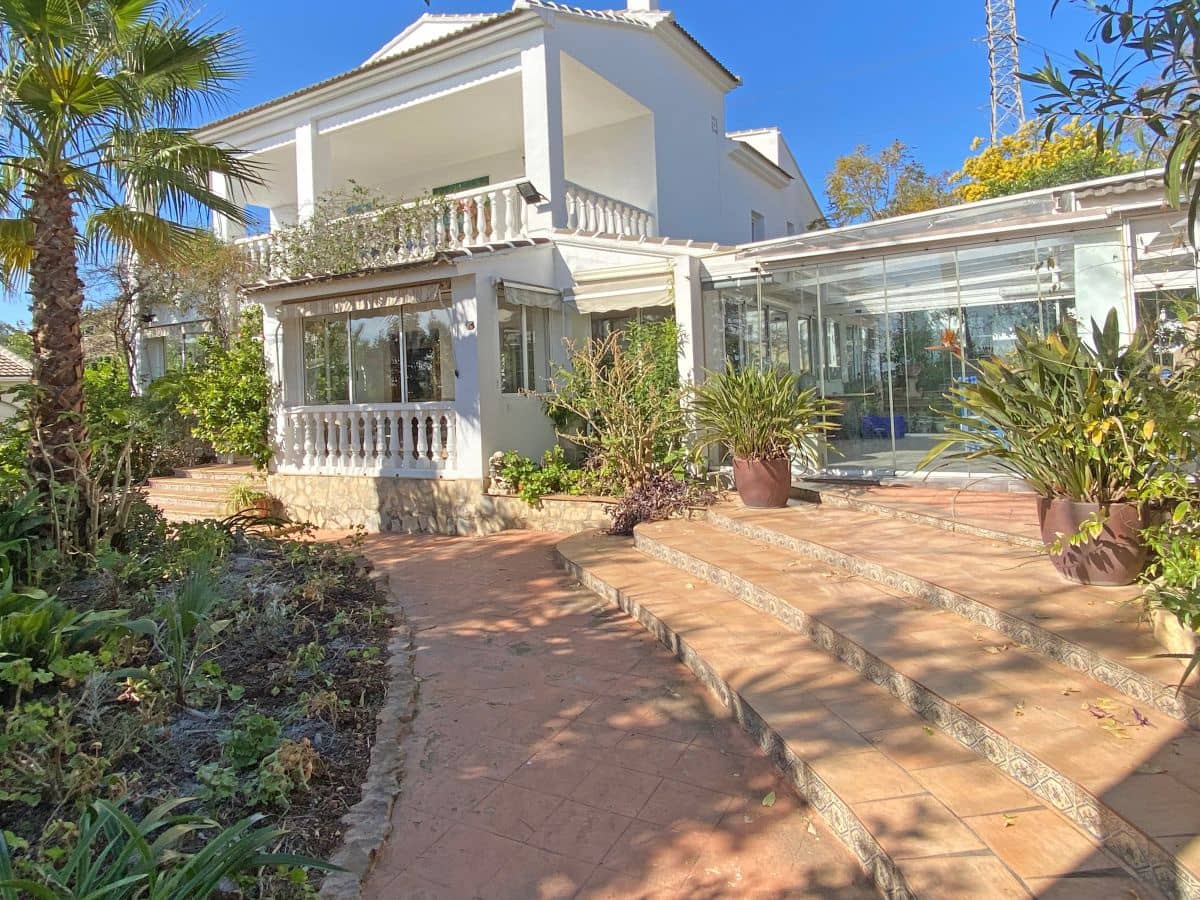 9 soveværelse Villa til salg i Beniganim med swimmingpool - € 899.000 (Ref: 8840628)