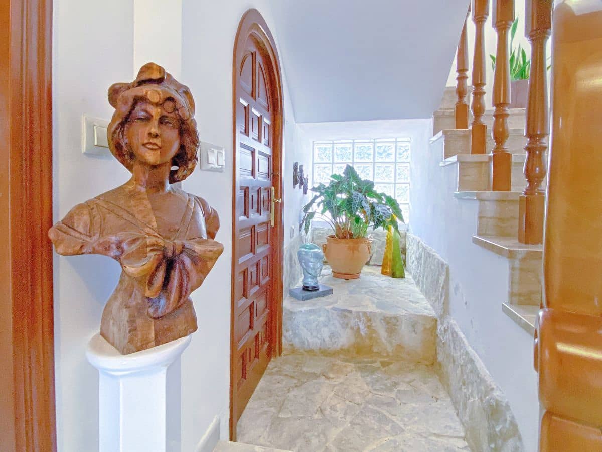 9 soveværelse Villa til salg i Beniganim med swimmingpool - € 899.000 (Ref: 8840628)