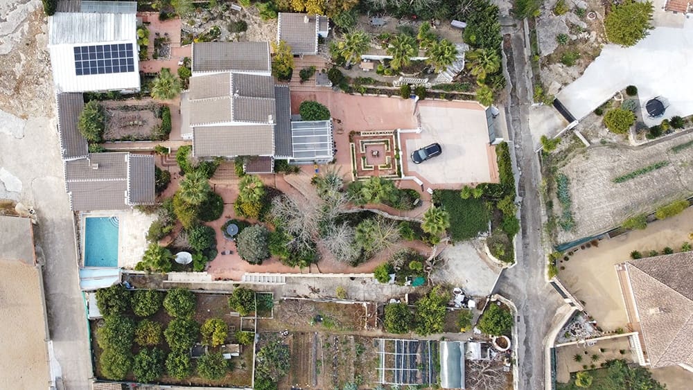 9 soveværelse Villa til salg i Beniganim med swimmingpool - € 899.000 (Ref: 8840628)