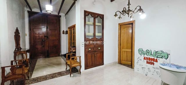 4 bedroom Townhouse for sale in Villalonga - € 120,000 (Ref: 8847170)