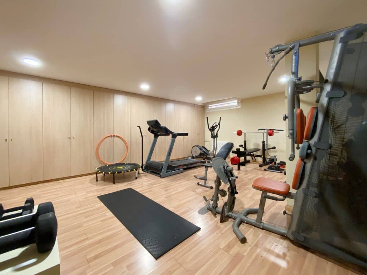 5 soveværelse Villa til salg i Gandia med swimmingpool - € 1.100.000 (Ref: 8866772)