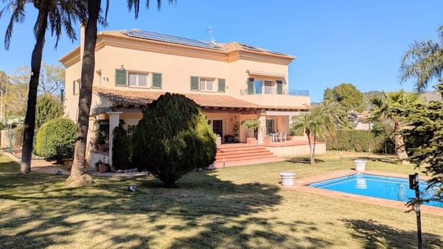 5 soverom Villa til salgs i Gandia med svømmebasseng - € 1 100 000 (Ref: 8866772)