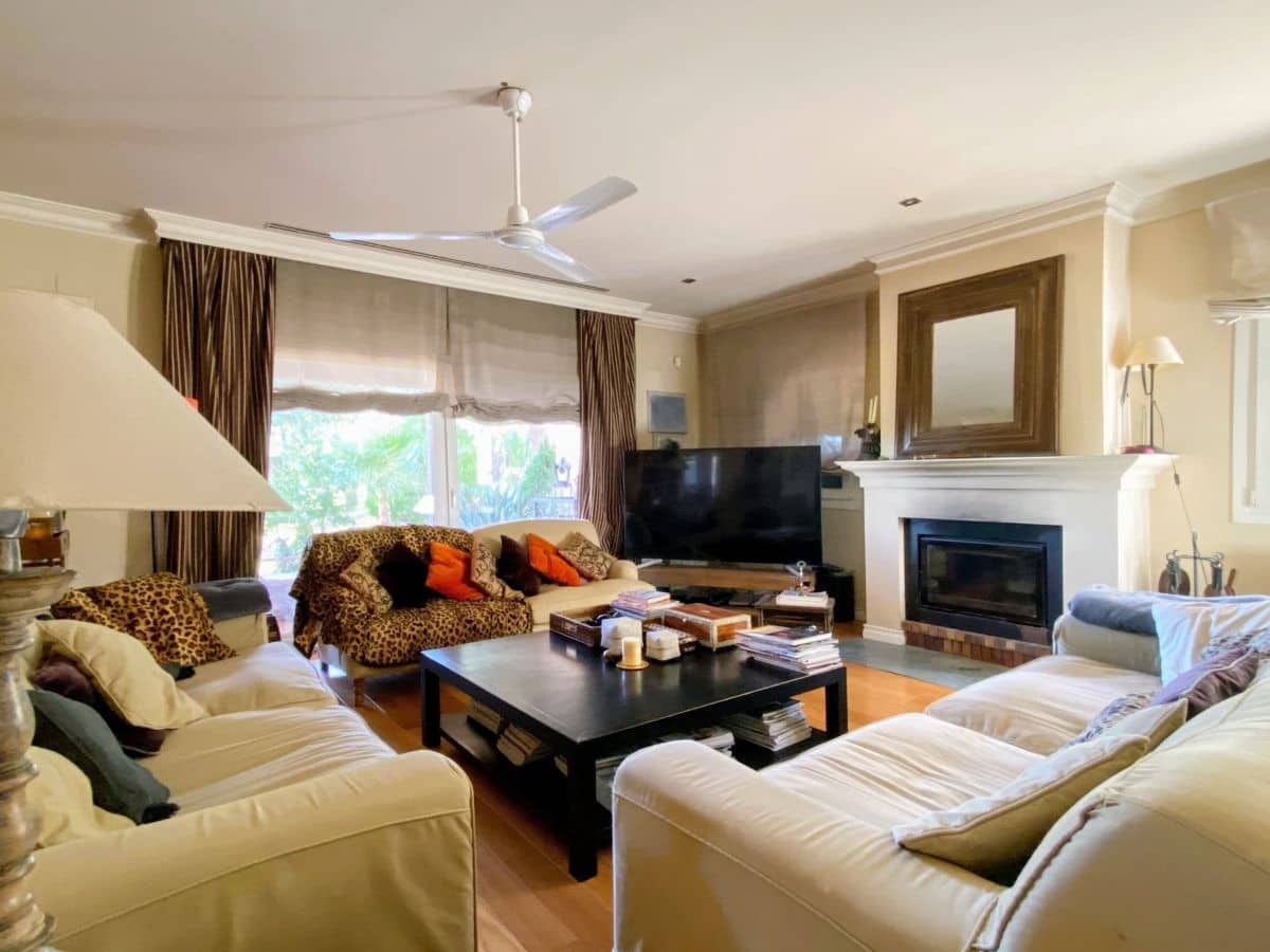 5 soveværelse Villa til salg i Gandia med swimmingpool - € 1.100.000 (Ref: 8866772)