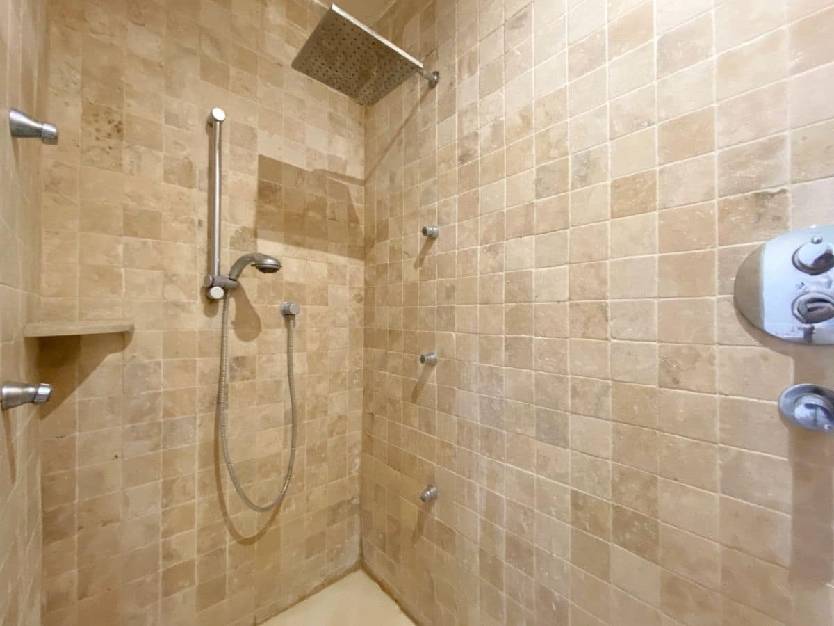 5 soveværelse Villa til salg i Gandia med swimmingpool - € 1.100.000 (Ref: 8866772)