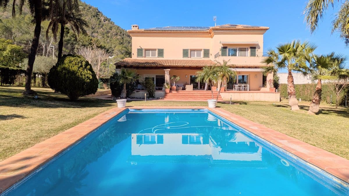 5 soveværelse Villa til salg i Gandia med swimmingpool - € 1.100.000 (Ref: 8866772)