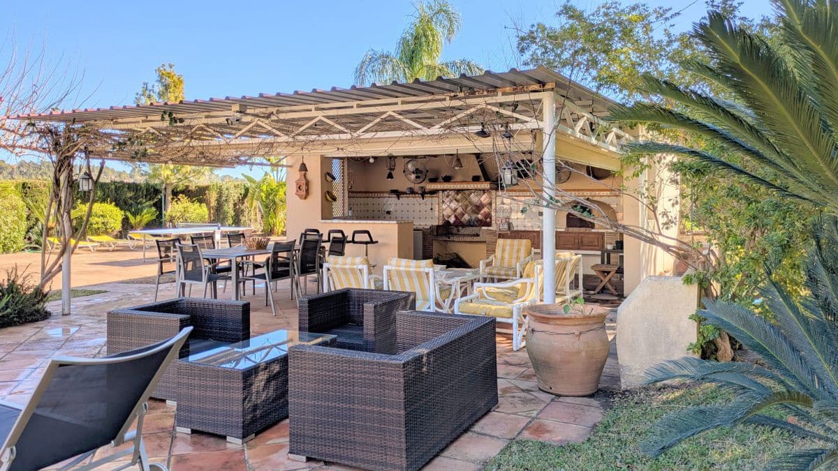 5 soveværelse Villa til salg i Gandia med swimmingpool - € 1.100.000 (Ref: 8866772)