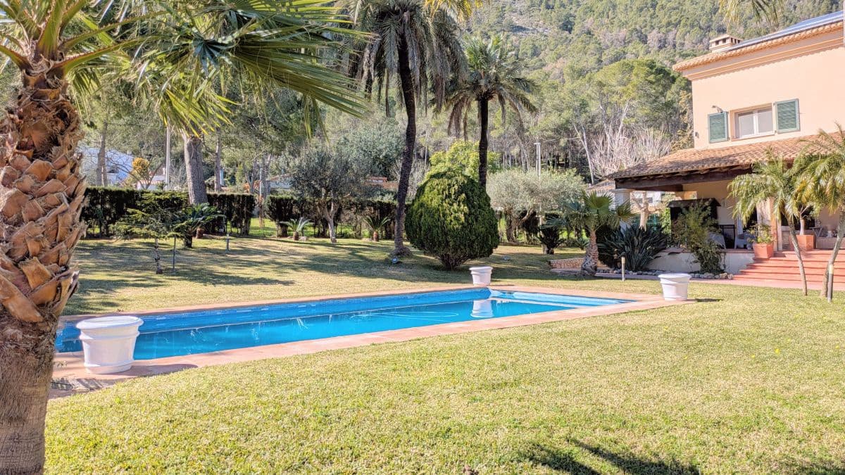 5 soveværelse Villa til salg i Gandia med swimmingpool - € 1.100.000 (Ref: 8866772)