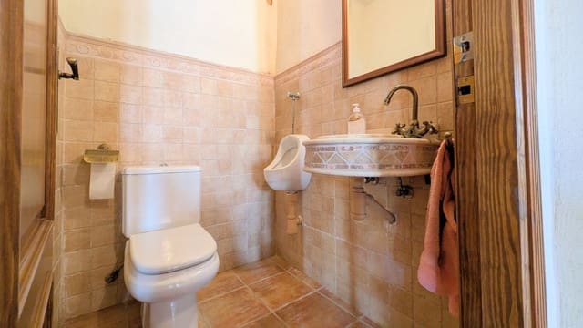 4 slaapkamer Huis te koop in Bocairent - € 550.000 (Ref: 8910827)