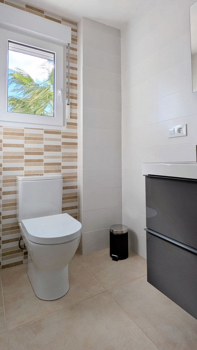 7 slaapkamer Villa te koop in Gandia met zwembad - € 790.000 (Ref: 8910828)